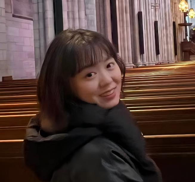 Xinyi Li